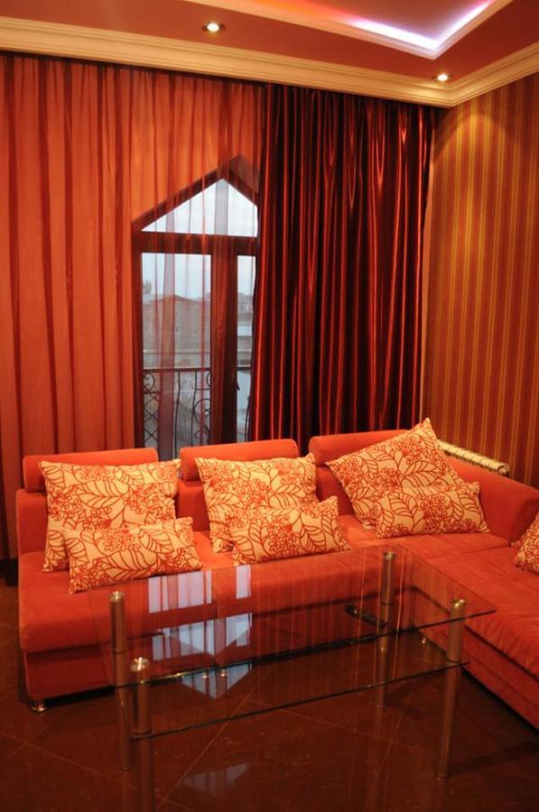 Hotel Apollon エレバン エクステリア 写真