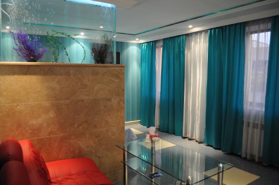 Hotel Apollon エレバン エクステリア 写真